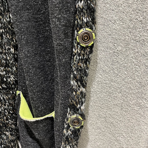 BOUTIQUE ITALIAN CARDIGAN - Picture 3 of 5